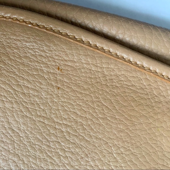 Salvatore Ferragamo Tan Pebble Leather ShoulderBag - Picture 4 of 9